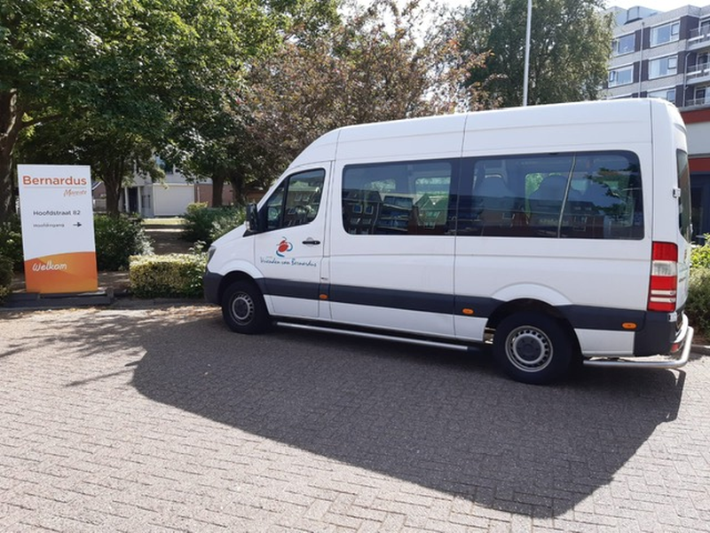 Rolstoelbus-vrienden-van-bernardus-sassenheim-2.png